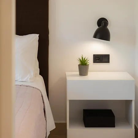 Cape Bed & Breakfast 4*