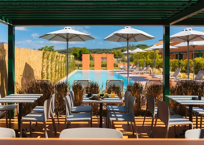 فندق مبيت وإفطار Cape Peroulades (Corfu)