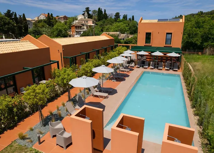 فندق مبيت وإفطار Cape Peroulades (Corfu)