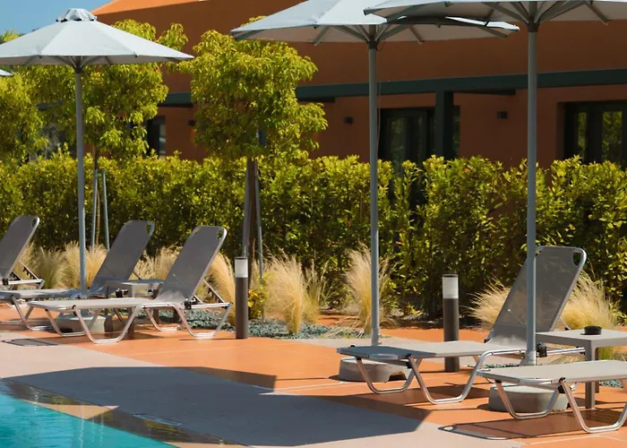 Cape Περουλάδες