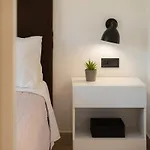 Cape Oda ve Kahvaltı 4*